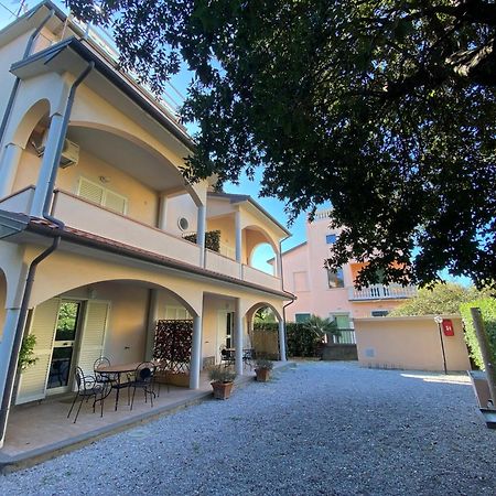 Villa Il Boschetto 산빈첸초 외부 사진